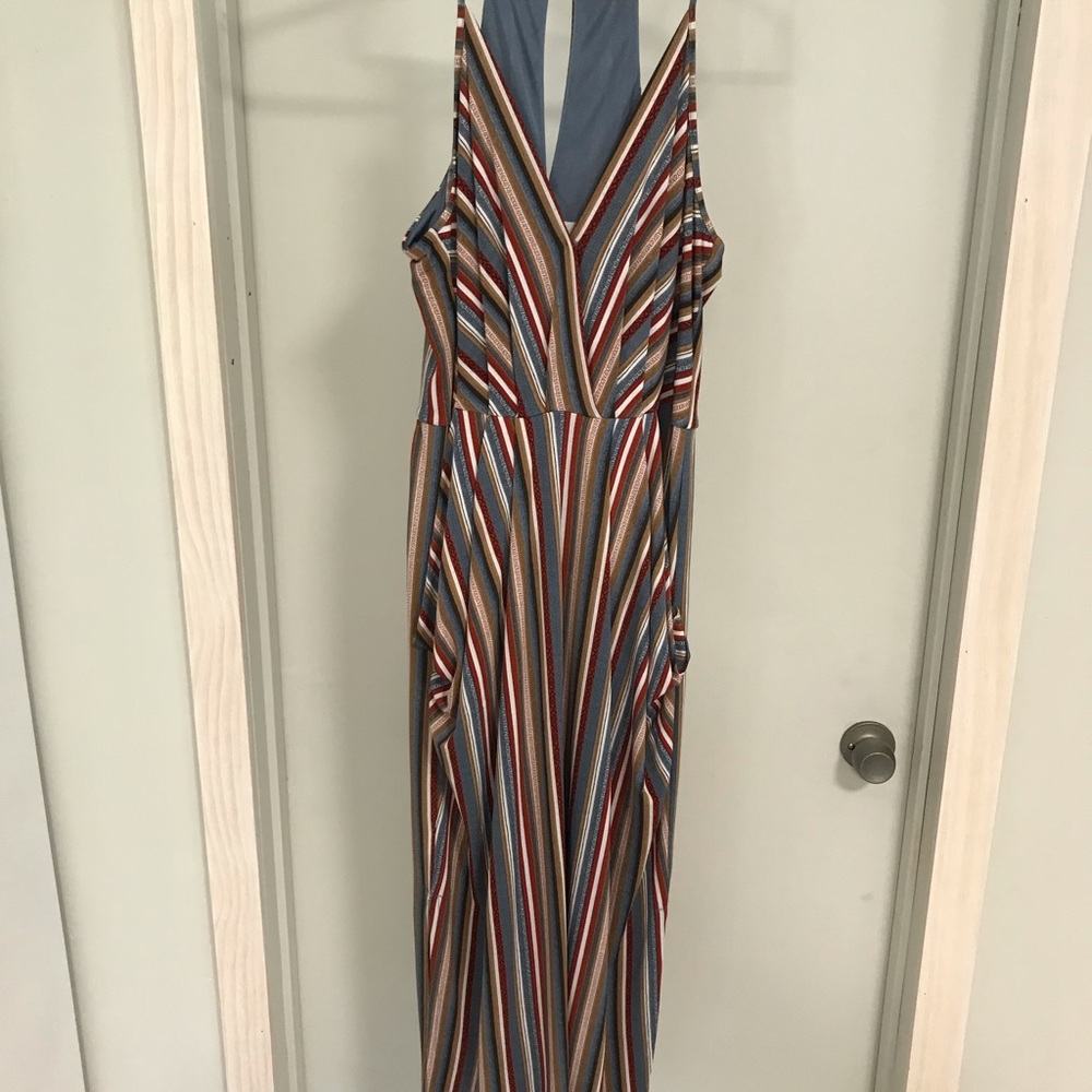 BCBG stretchy midi dress worn once